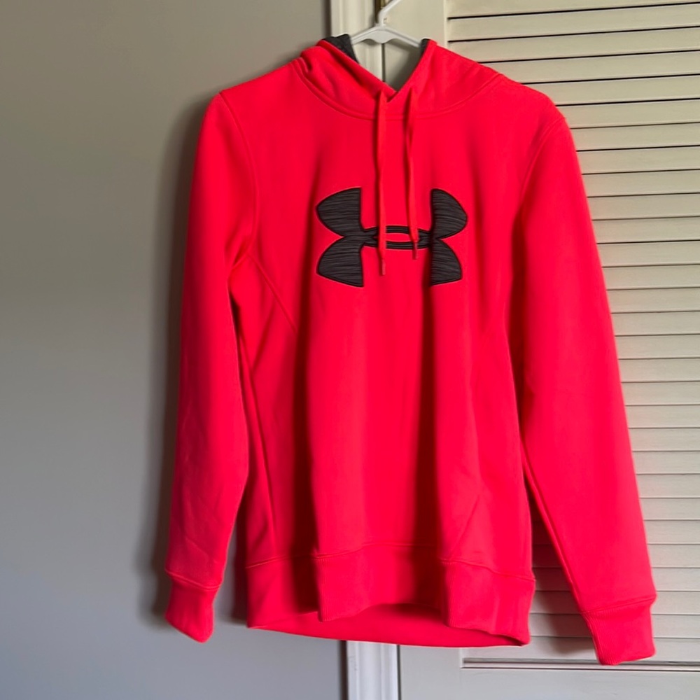 Women’s sweatshirt